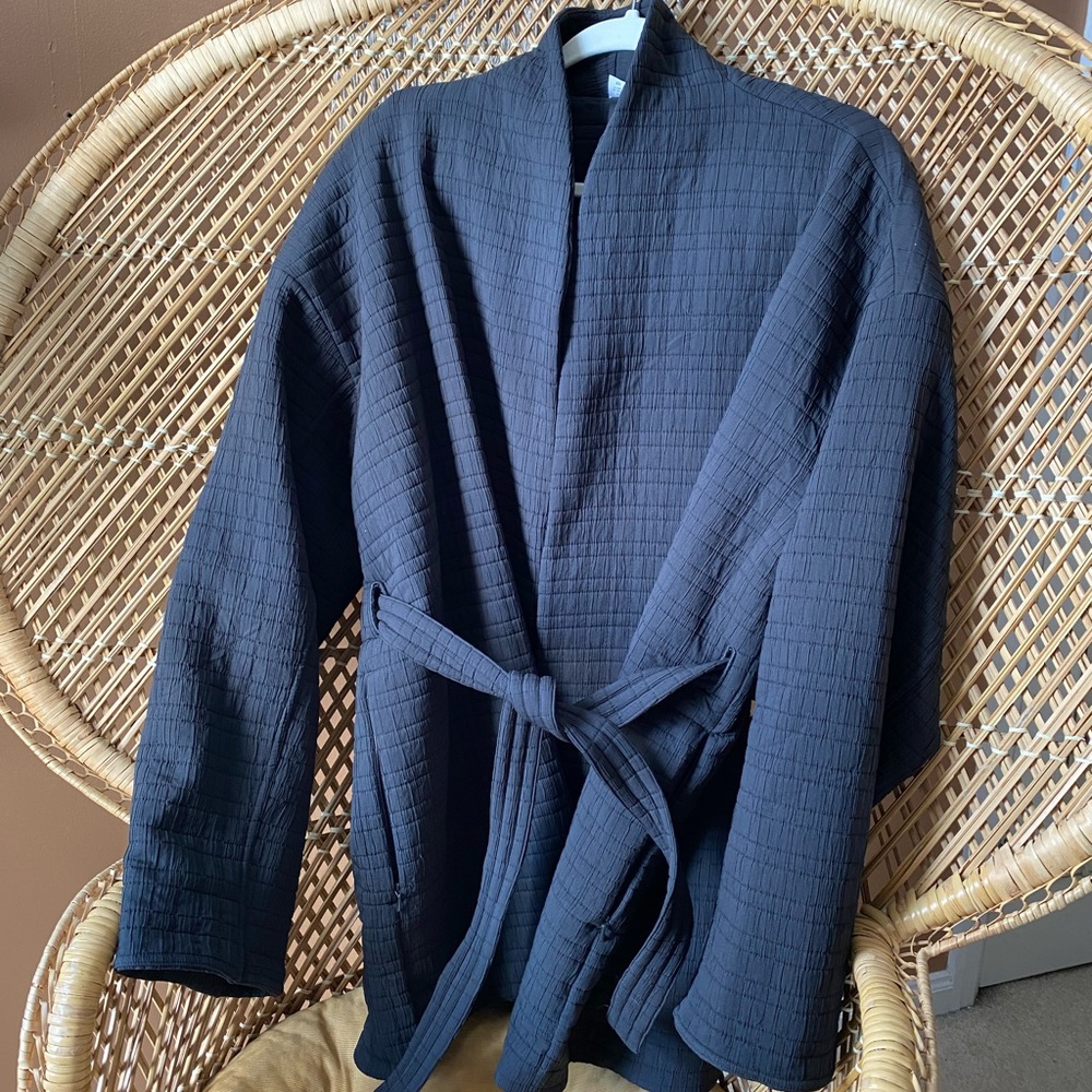 Lululemon Serene Travels Wrap Tie Waist
Black Jacket Women's Size 8